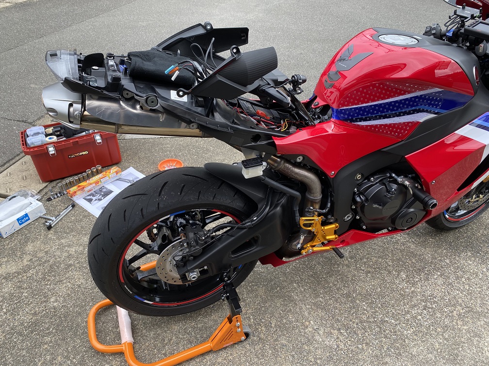 CBR600RR (pc40)AKRAPOVIC(アクラポヴィッチ) マフラー - マフラー